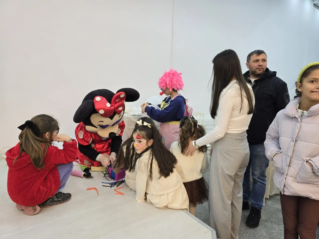 Haber: ANAHTAR PARTİ HENDEK’TE GÖVDE GÖSTERİSİ YAPTI - Galeri-10
