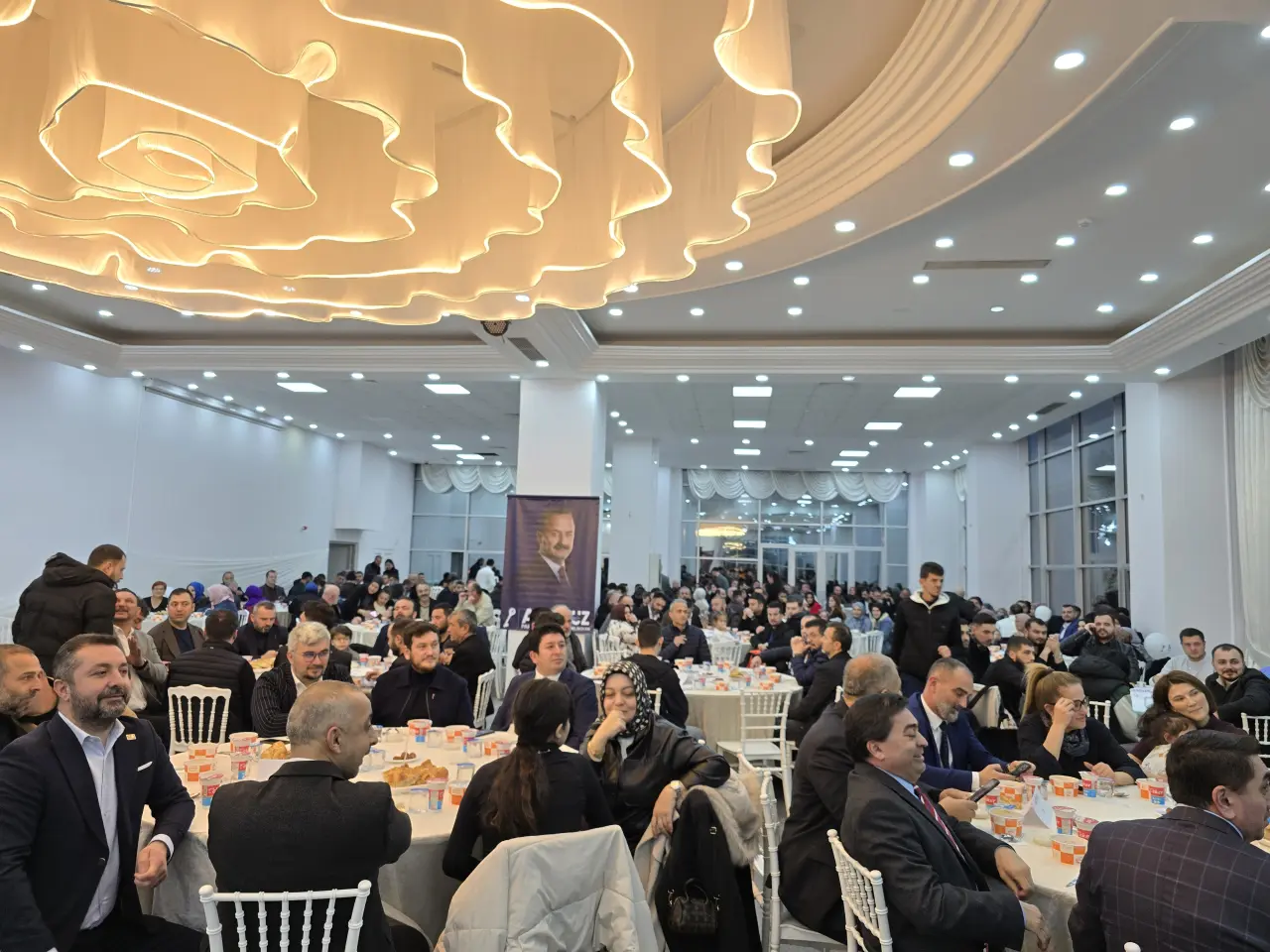 Haber: ANAHTAR PARTİ HENDEK’TE GÖVDE GÖSTERİSİ YAPTI - Galeri-2