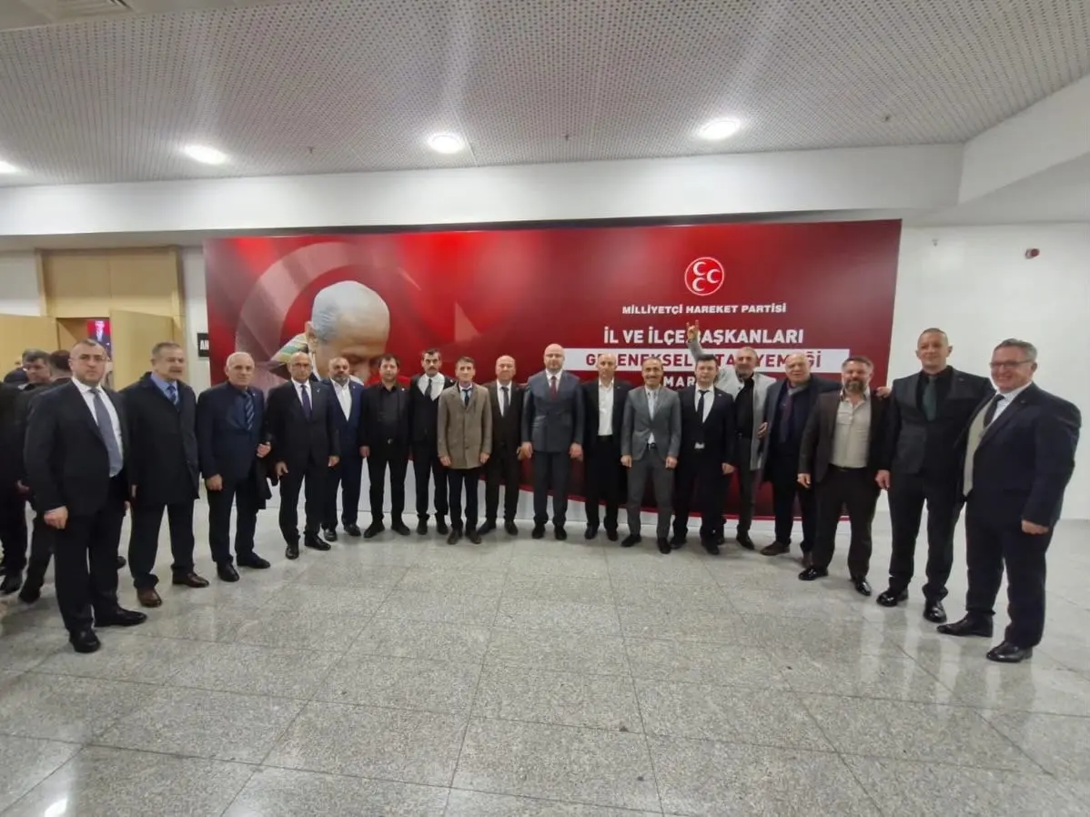 Haber: MHP İLÇE BAŞKANLARI TAM KADRO ANKARADA - Öne Çıkan