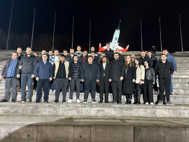 HENDEK’TE AK PARTİ GENÇLİK RÜZGÂRI