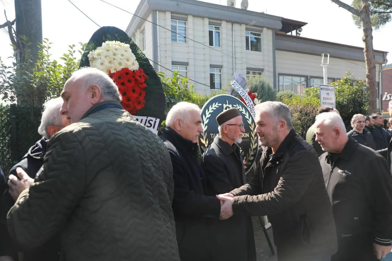 Haber: Vali Yardımcısı Aziz İnci son yolculuğuna uğurlandı - Galeri-1