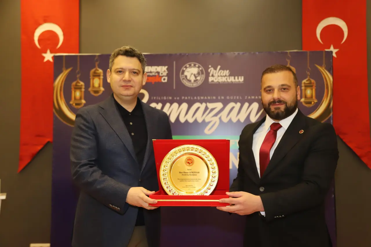 Haber: Hendek Protokolü Muhtarlarla İftar Sofrasında Buluştu - Galeri-3