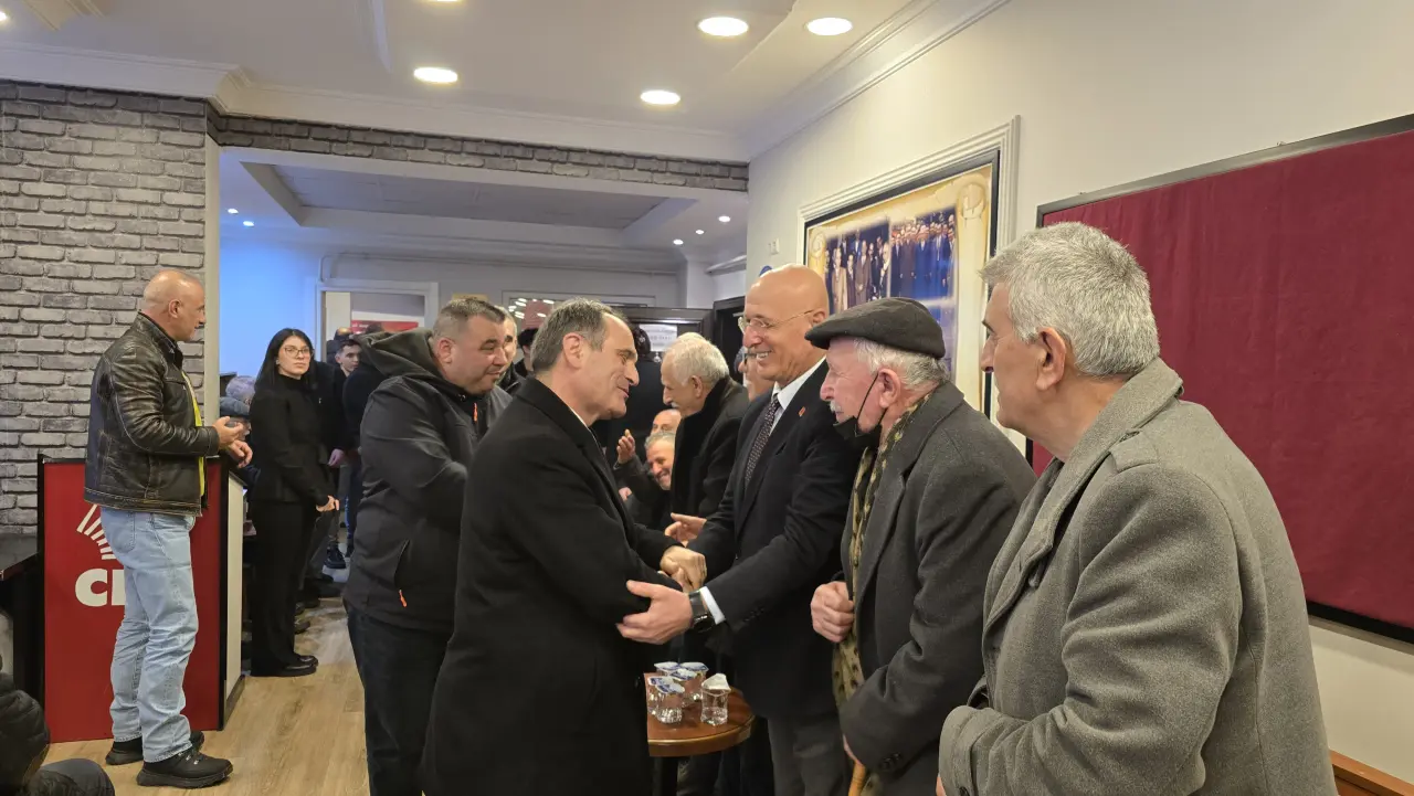 Haber: CHP Hendek İlçe Teşkilatı Bayramlaştı - Galeri-1