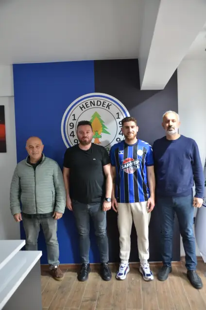 Hendekspor bir golcü ile daha anlaştı