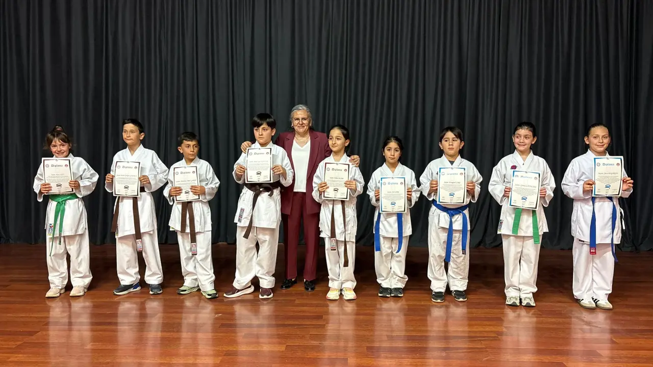 Haber: Hendek Olimpik spor kulübü diploma törenine büyük ilgi - Galeri-11