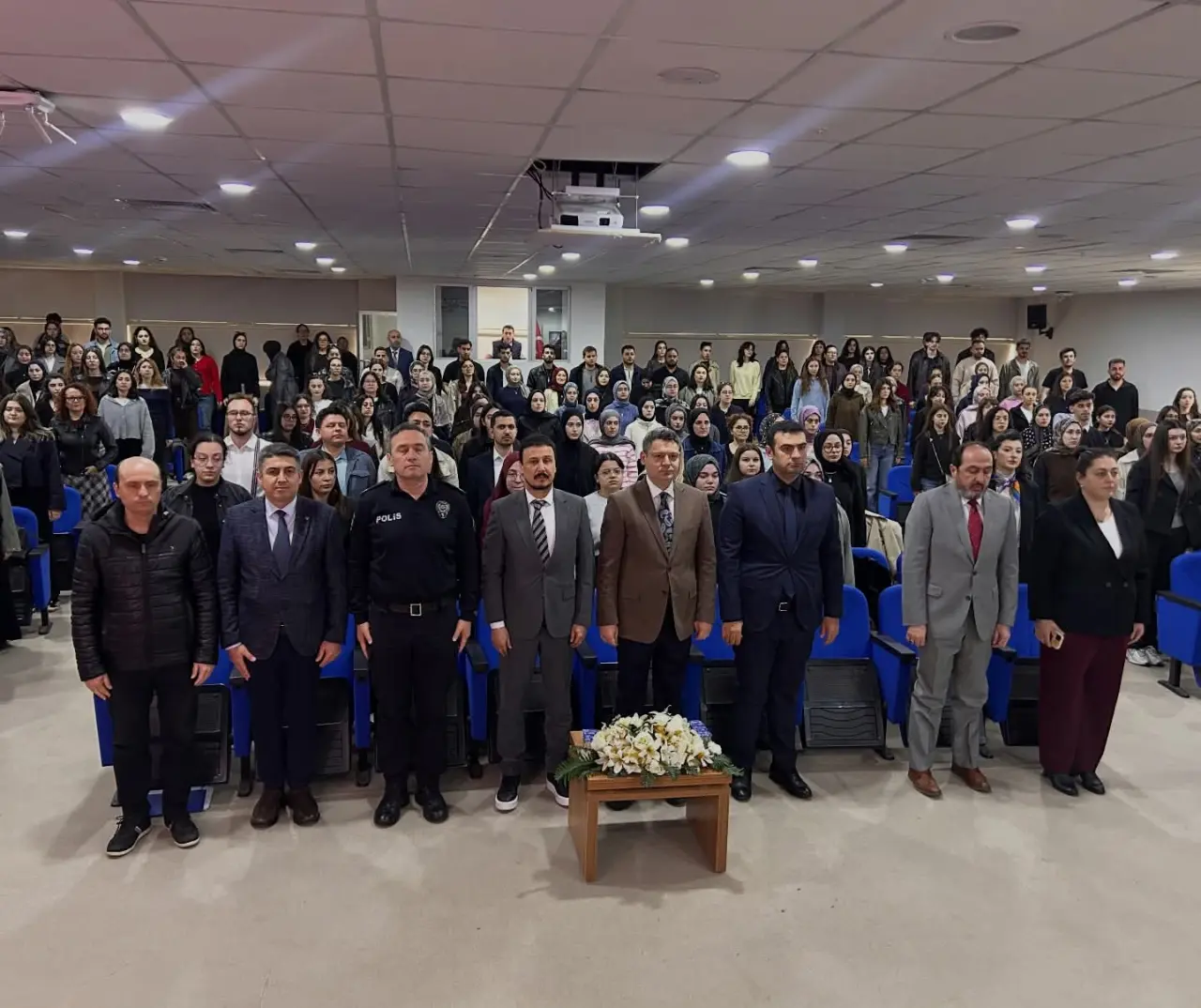 Haber: Kaymakam Gökpınar Öğrencilerle İlham Veren Başarı Hikayeleri Söyleşisinde Buluştu - Galeri-1