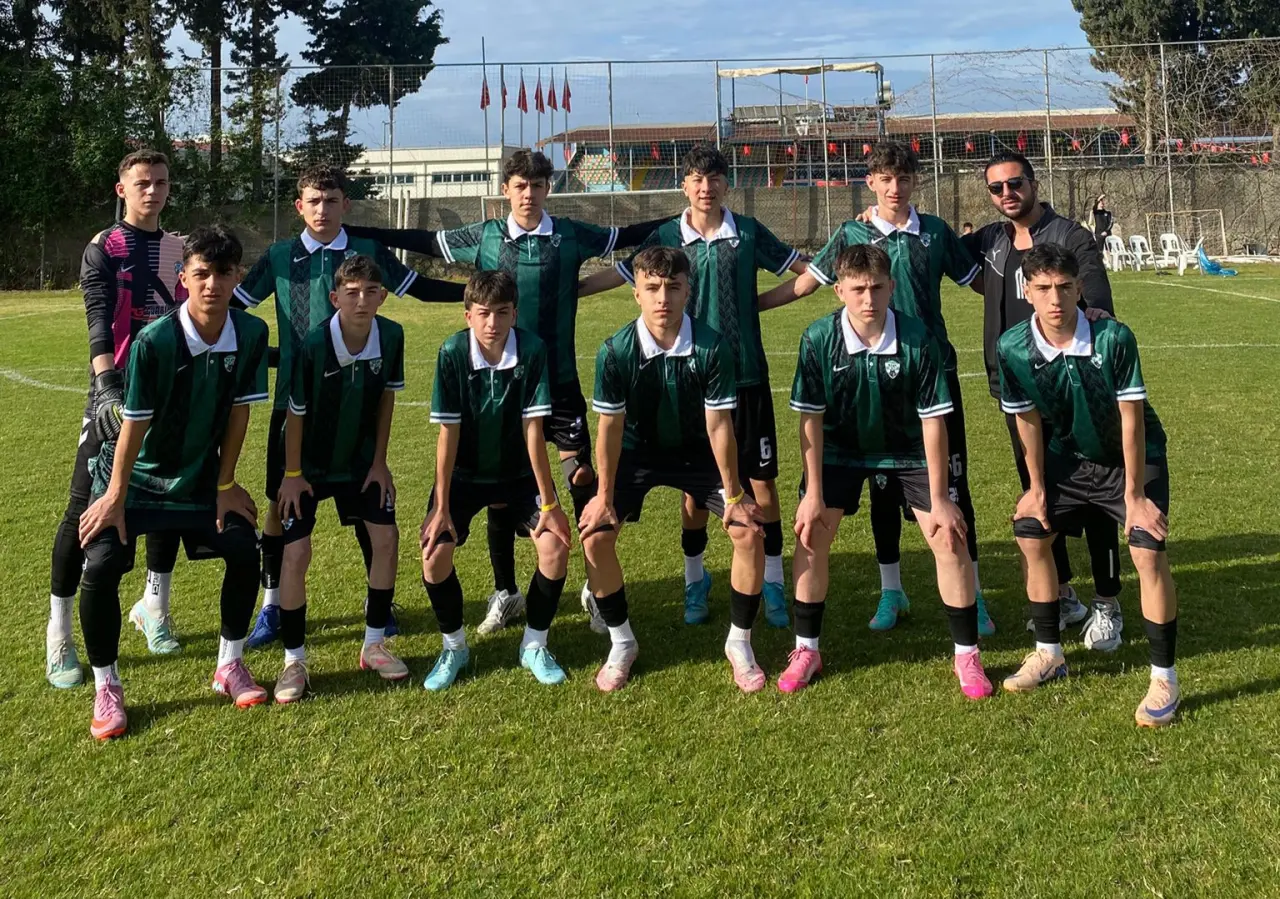Haber: Yeşillerspor Antalya’da Namağlup Şampiyon - Öne Çıkan