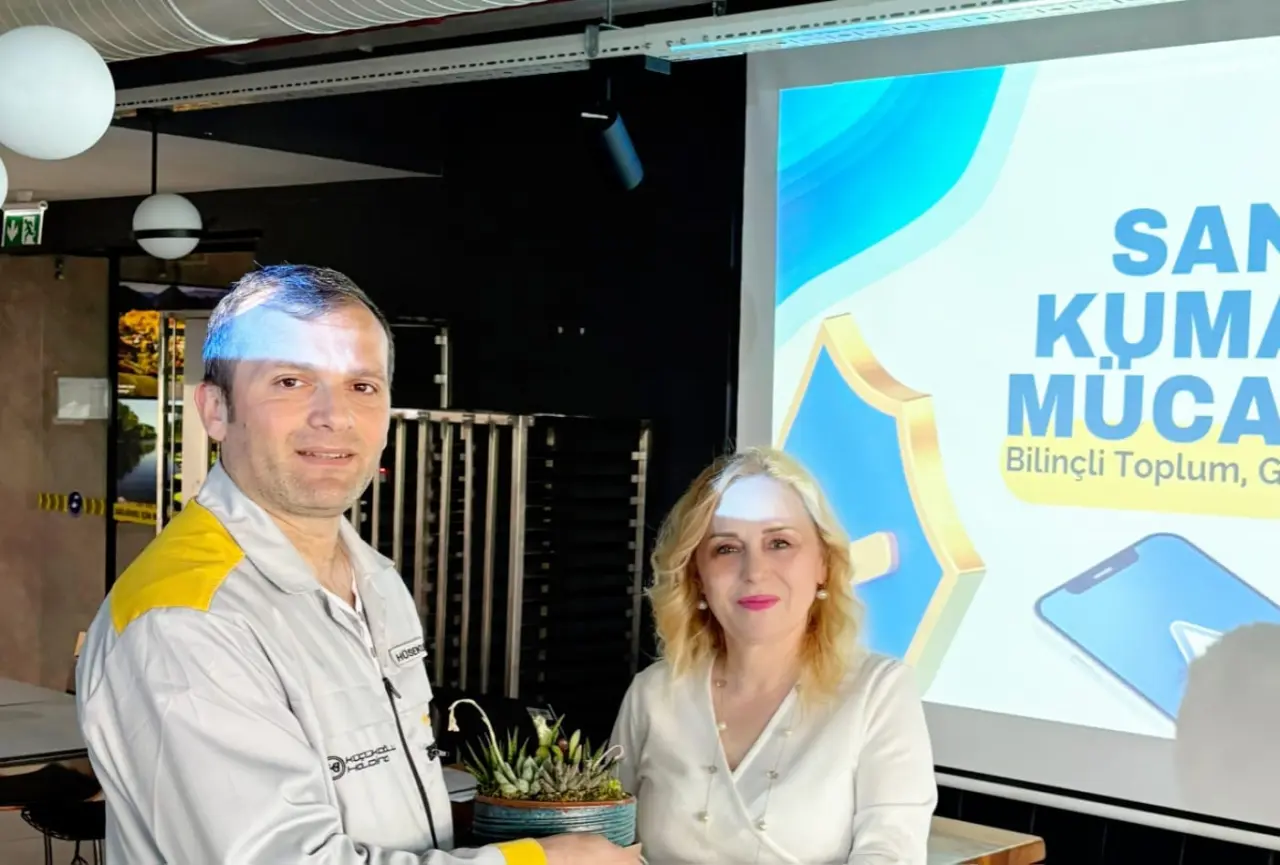 Haber: FABRİKA ÇALIŞANLARINA  SANAL  KUMAR BAĞIMLILIĞI EĞİTİMİ  VERİLDİ - Galeri-3