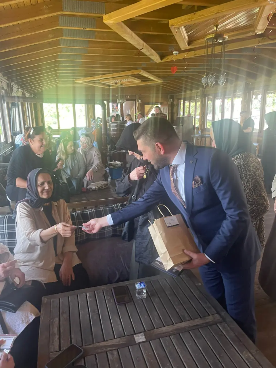 Haber: Annelerden Anahtar Parti’ye Tam Destek - Galeri-2