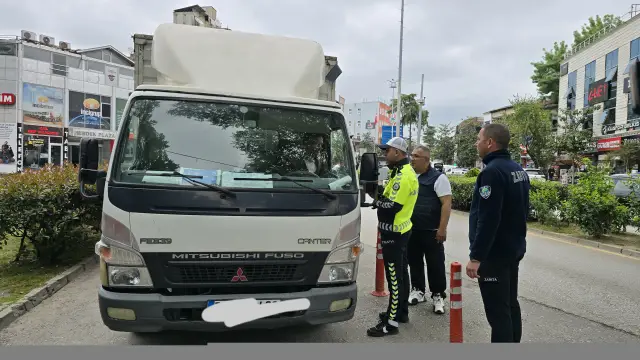 Hendek’te Toptancı Araçlarına Sıkı Denetim