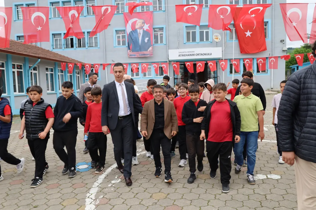 Haber: Olimpiyat Şampiyonu Mutlu Atikehanım Ortaokulunda - Galeri-2