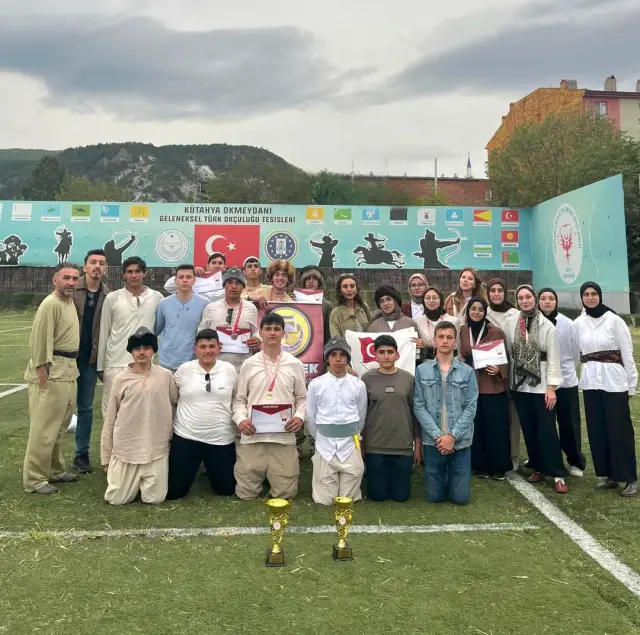 Hendekli Öğrencilerden Geleneksel Türk Okçuluğunda Büyük Başarı