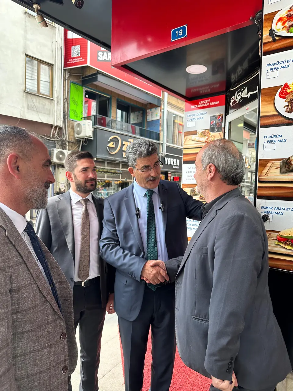 Haber: ANAHTAR PARTİ GENEL BAŞKAN YARDIMCISI AYHAN EREL HENDEK’TE SAHAYA İNDİ - Galeri-13