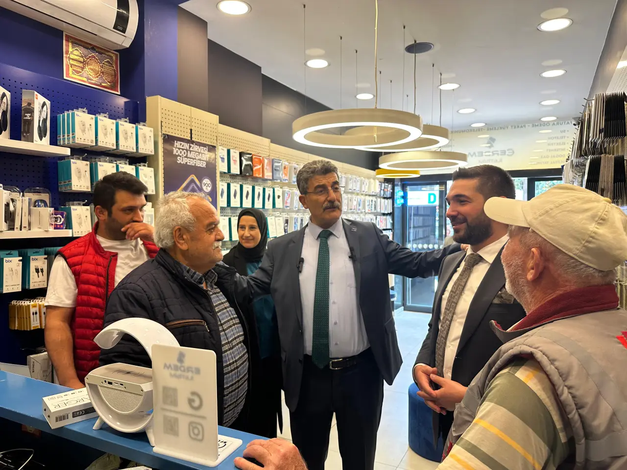 Haber: ANAHTAR PARTİ GENEL BAŞKAN YARDIMCISI AYHAN EREL HENDEK’TE SAHAYA İNDİ - Galeri-12
