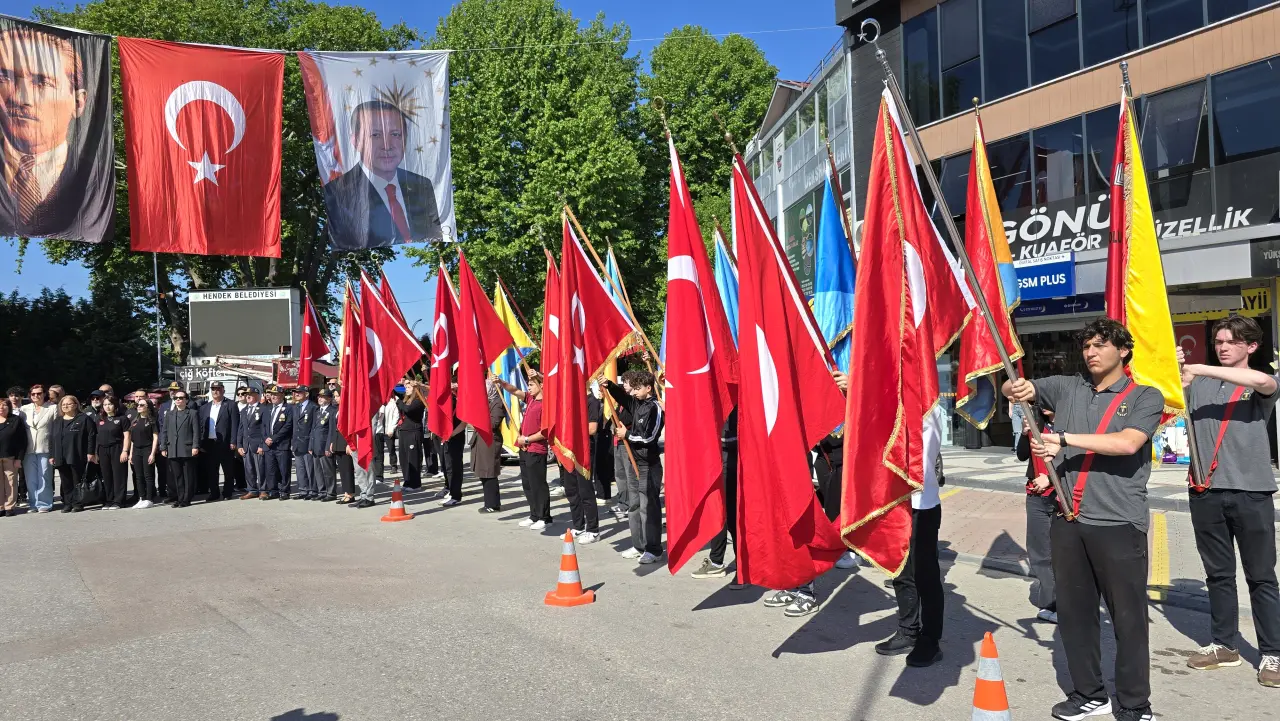 Haber: 19 MAYIS’TA HENDEK’TE COŞKU DOLU KUTLAMA - Galeri-9
