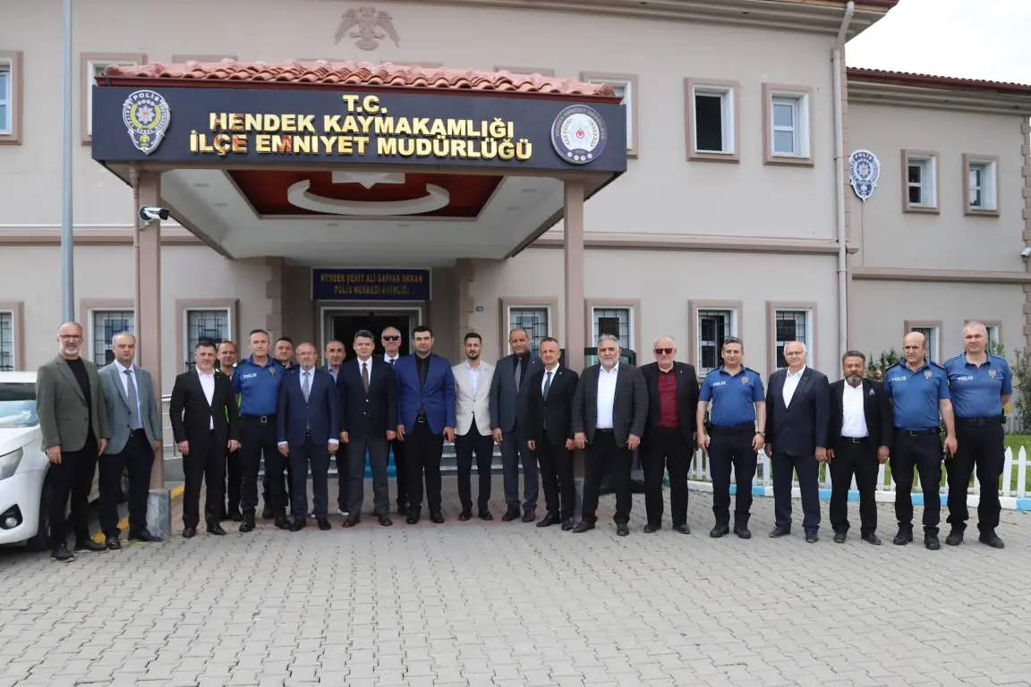 Haber: HENDEK’TE KURBAN BAYRAMI ÖNCESİ PROTOKOL BAYRAMLAŞTI - Galeri-4
