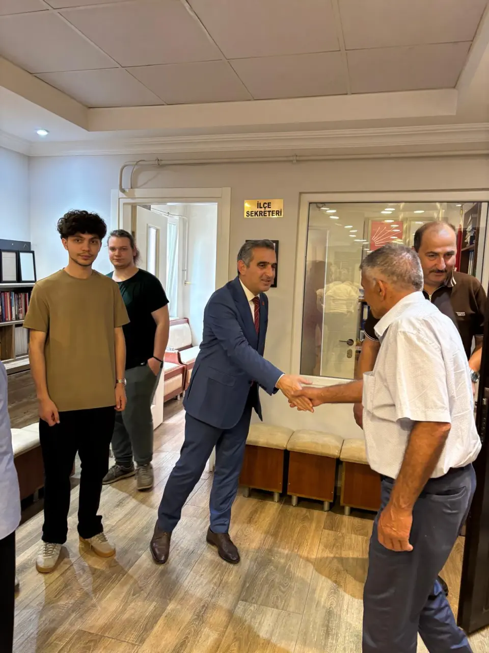 Haber: CHP Hendek İlçe Teşkilatı Bayramlaştı - Galeri-8
