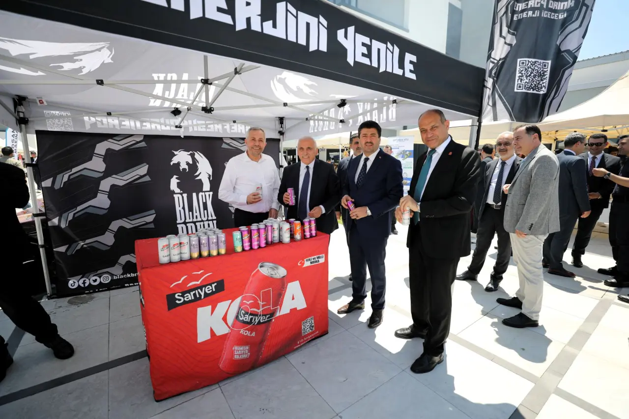 Haber: Hendek MYO’dan etkinliklerle dolu Kariyer Zirvesi - Galeri-10