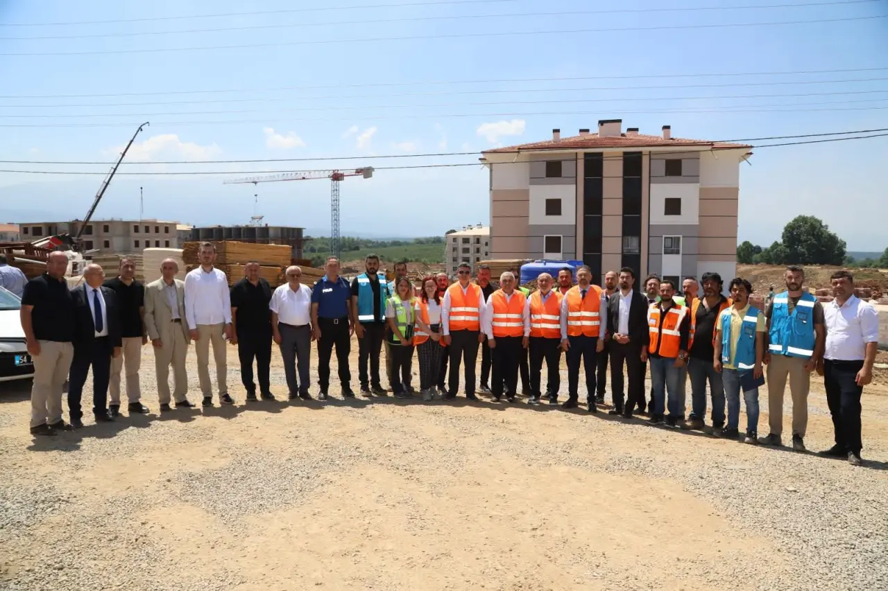 Haber: HENDEK AKPINAR’DAKİ TOKİ KONUTLARI YÜKSELMEYE DEVAM EDİYOR - Galeri-2