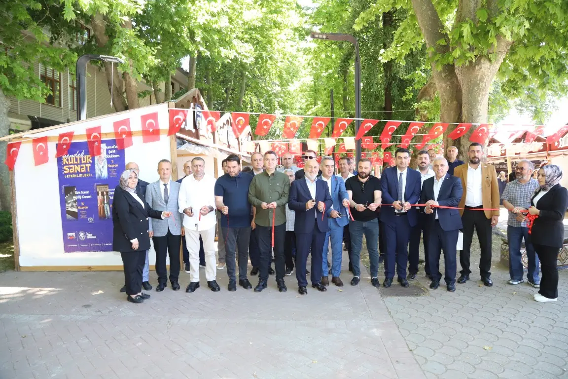 Haber: HENDEK 2. KİTAP GÜNLERİ KAPILARINI AÇTI - Öne Çıkan