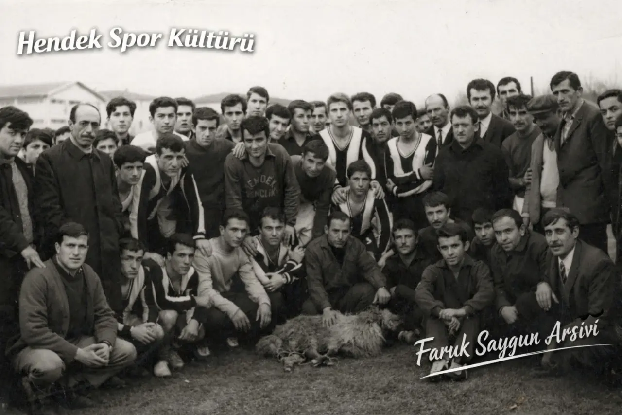 Haber: 1968 HENDEK GENÇLİKSPOR SEZON AÇILIŞI - Öne Çıkan