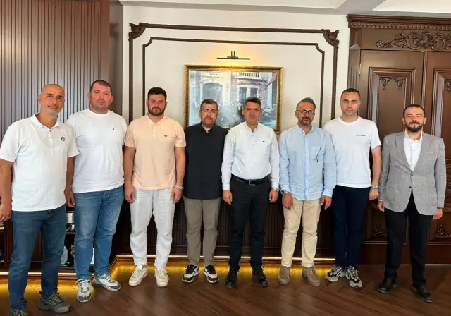 Hendek Beşiktaşlılar Derneği'nden Kaymakam Gökpınar'a Ziyaret