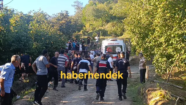 Fındık işçilerini taşıyan Traktör devrildi, 18 Yaralı