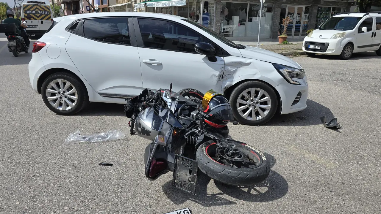 Haber: Yenimahalle’de kaza Motosiklet sürücüsü yaralandı - Öne Çıkan