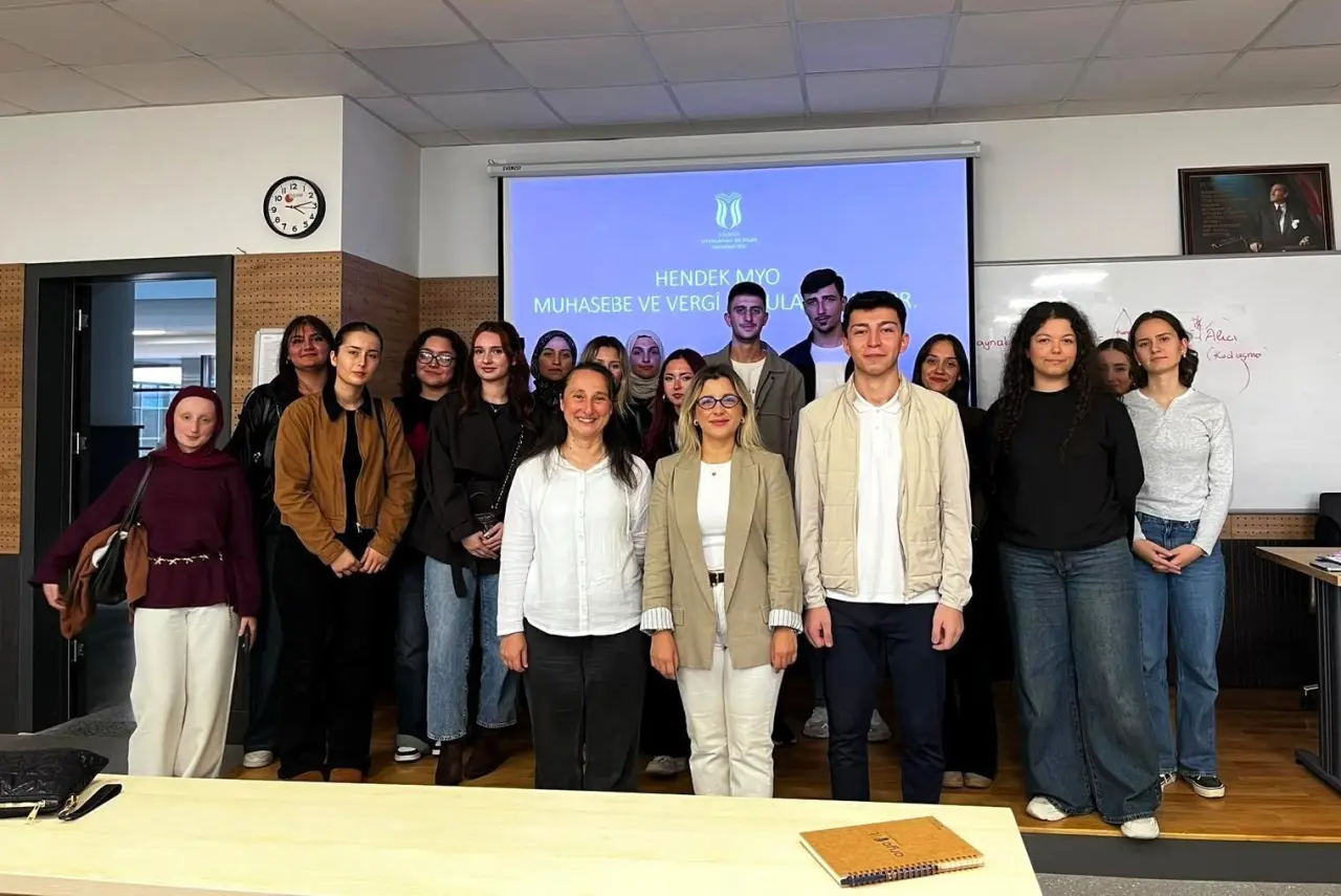 Haber: Hendek MYO’dan yeni öğrencilere oryantasyon programı - Galeri-1