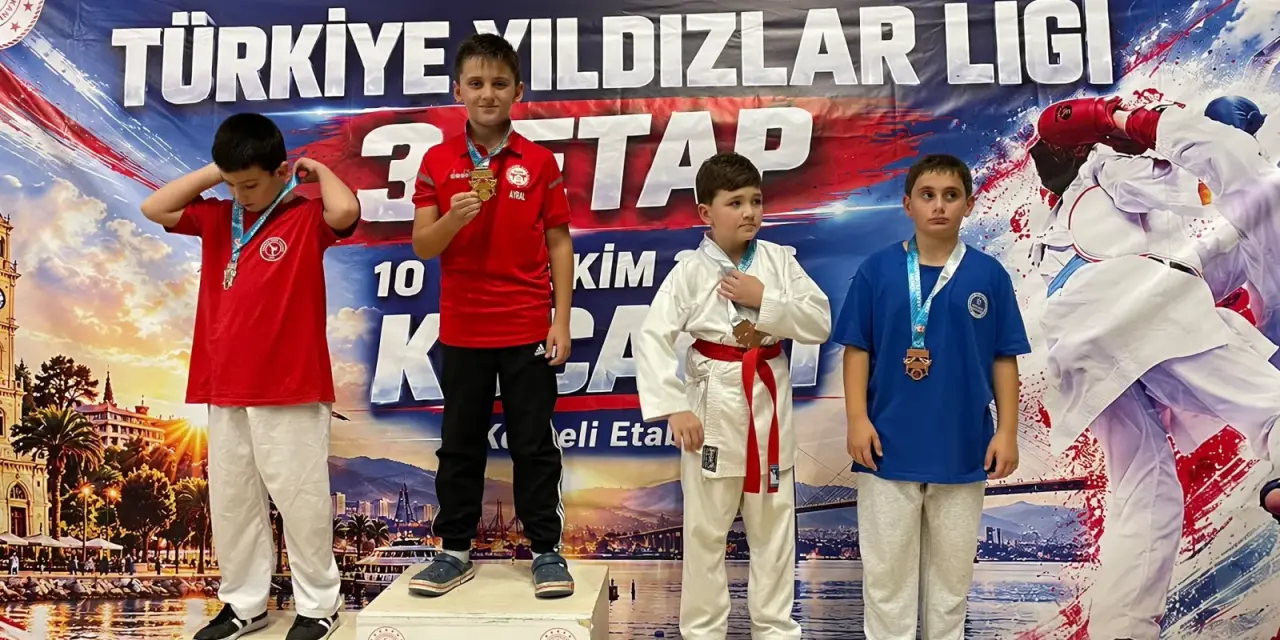 Haber: Hendekli Karateciler madalyalara ambargo koydu - Galeri-5