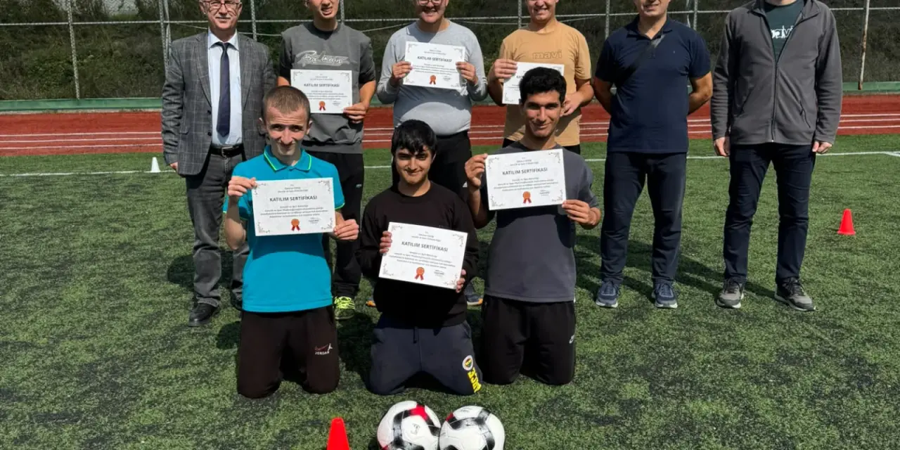 Haber: Hendek’te Amatör Spor Haftası Coşkuyla Kutlandı - Galeri-8