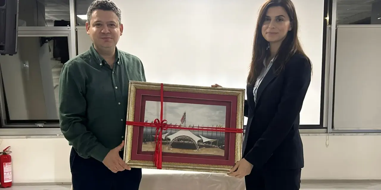 Haber: Kaymakam Gökpınar, Hendek KYK Yurdunda Gençlerle Buluştu - Galeri-1