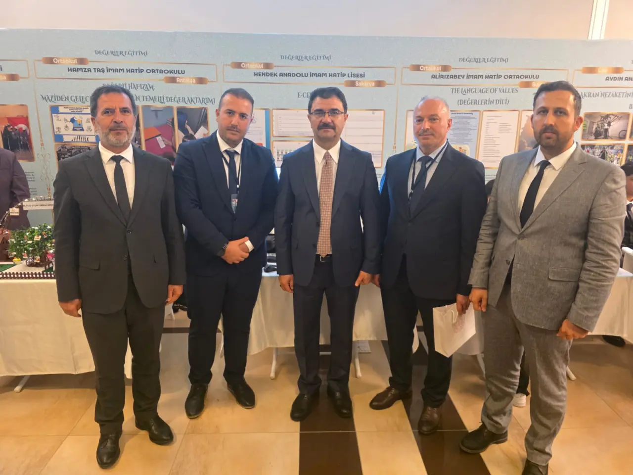 Haber: Hendek Anadolu İmam Hatip Lisesinin E-Cevher Projesi 2026 Başarılı Örnekler Arasında Yer Aldı - Öne Çıkan