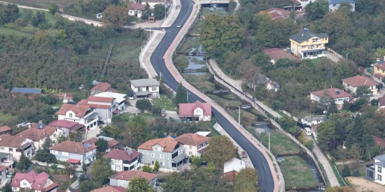 Haber: HENDEK’TE SAHA ÇALIŞMALARI İLÇENİN DÖRT BİR YANINDA SÜRÜYOR - Galeri-2
