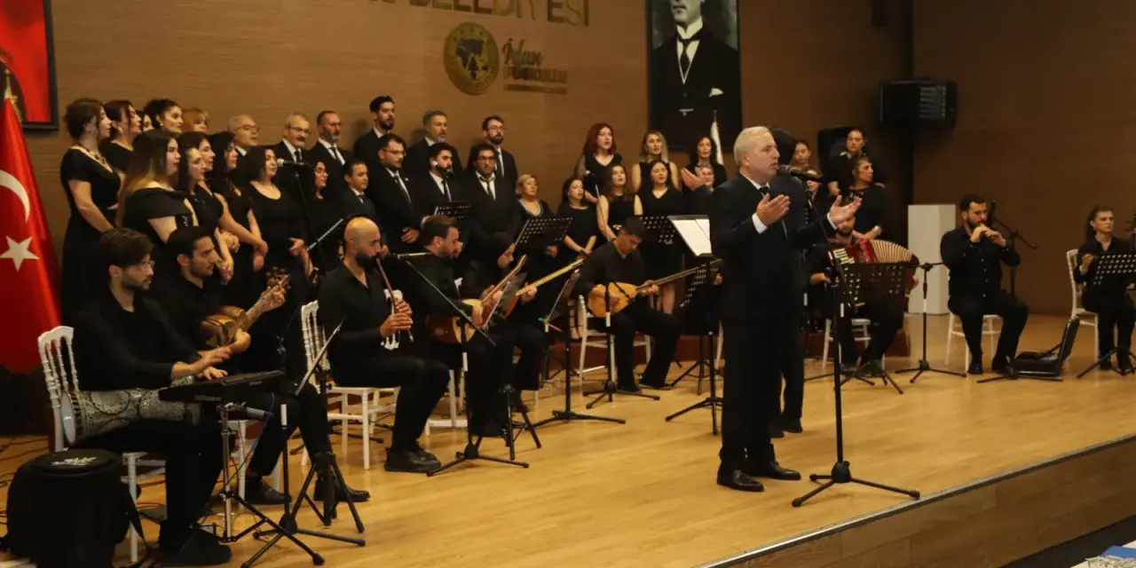 Haber: HENDEK’TE CUMHURİYET COŞKUSU TÜRKÜLERLE TAÇLANDI - Galeri-4