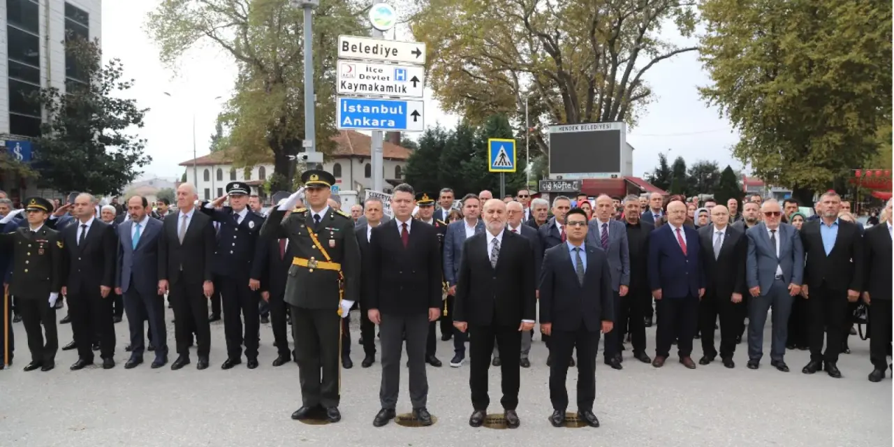 Haber: CUMHURİYETİN 103. YILI HENDEK’TE COŞKUYLA KUTLANDI - Öne Çıkan