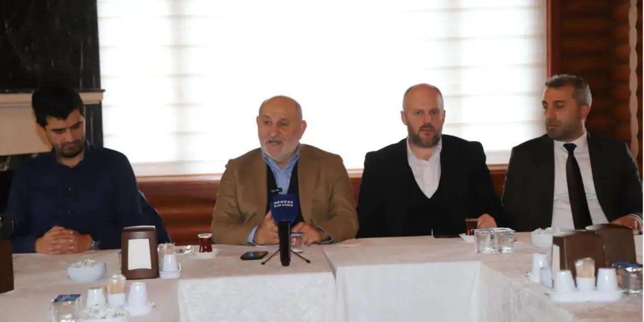 Haber: BAŞKAN İRFAN PÜSKÜLLÜ 2029’U İŞARET ETTİ; YENİDEN ADAYIM - Öne Çıkan