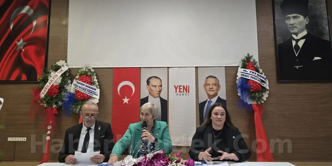 Haber: Yeni Parti İlçe Başkanı Bayraktar oldu - Galeri-9