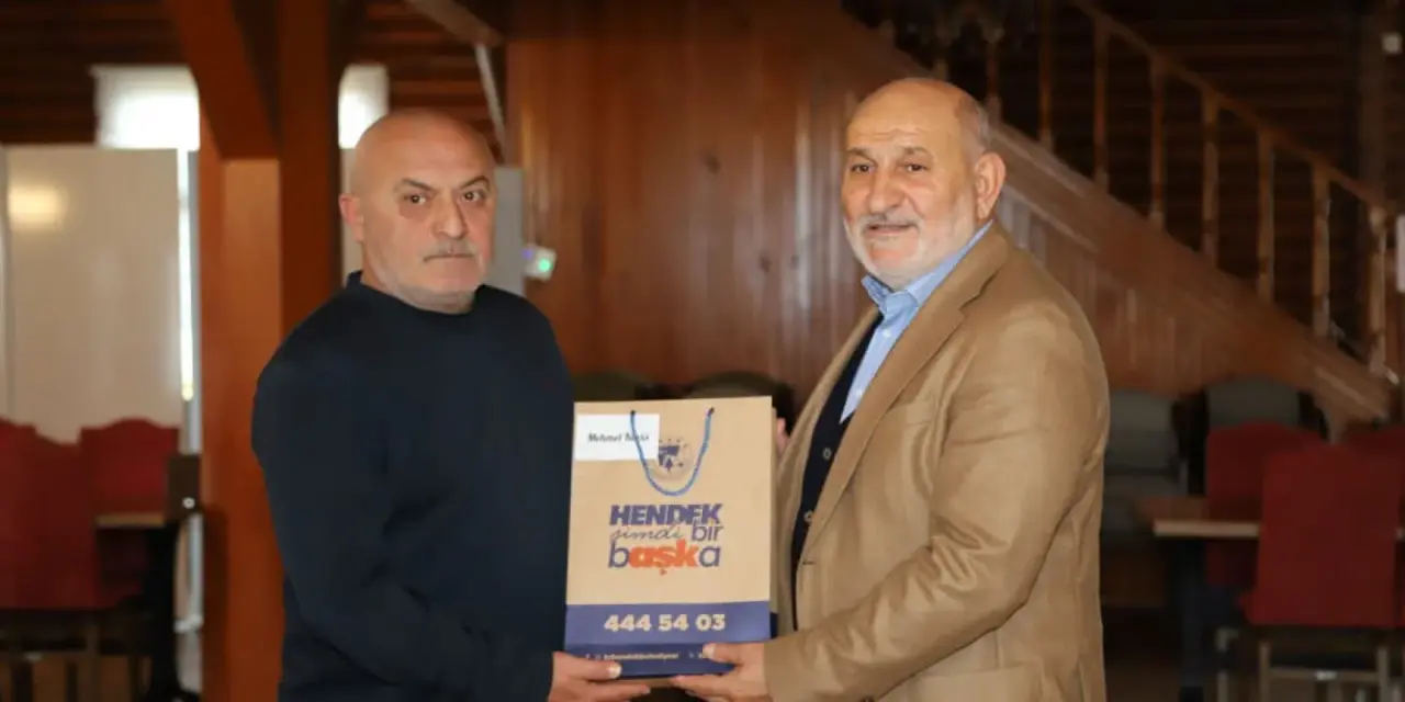 Haber: BAŞKAN İRFAN PÜSKÜLLÜ 2029’U İŞARET ETTİ; YENİDEN ADAYIM - Galeri-1