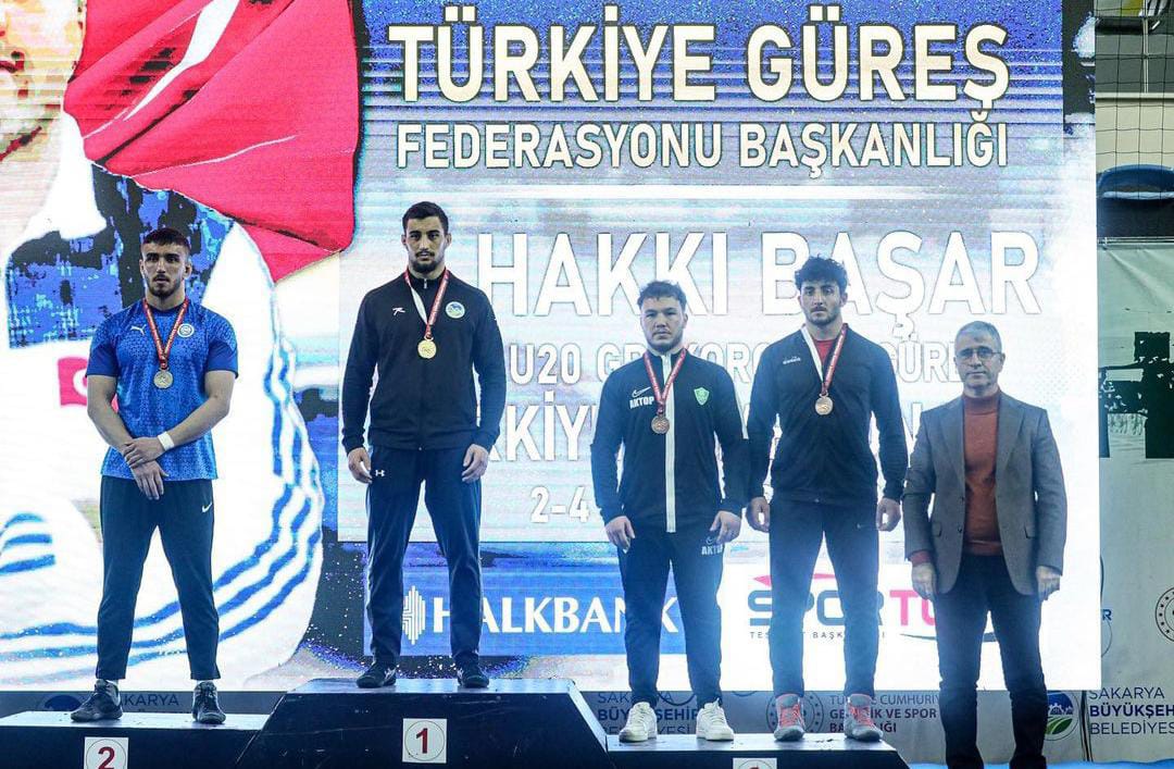 Güreş'te, Sakarya Büyükşehir Belediyesi Spor Kulübü Türkiye Üçüncüsü oldu