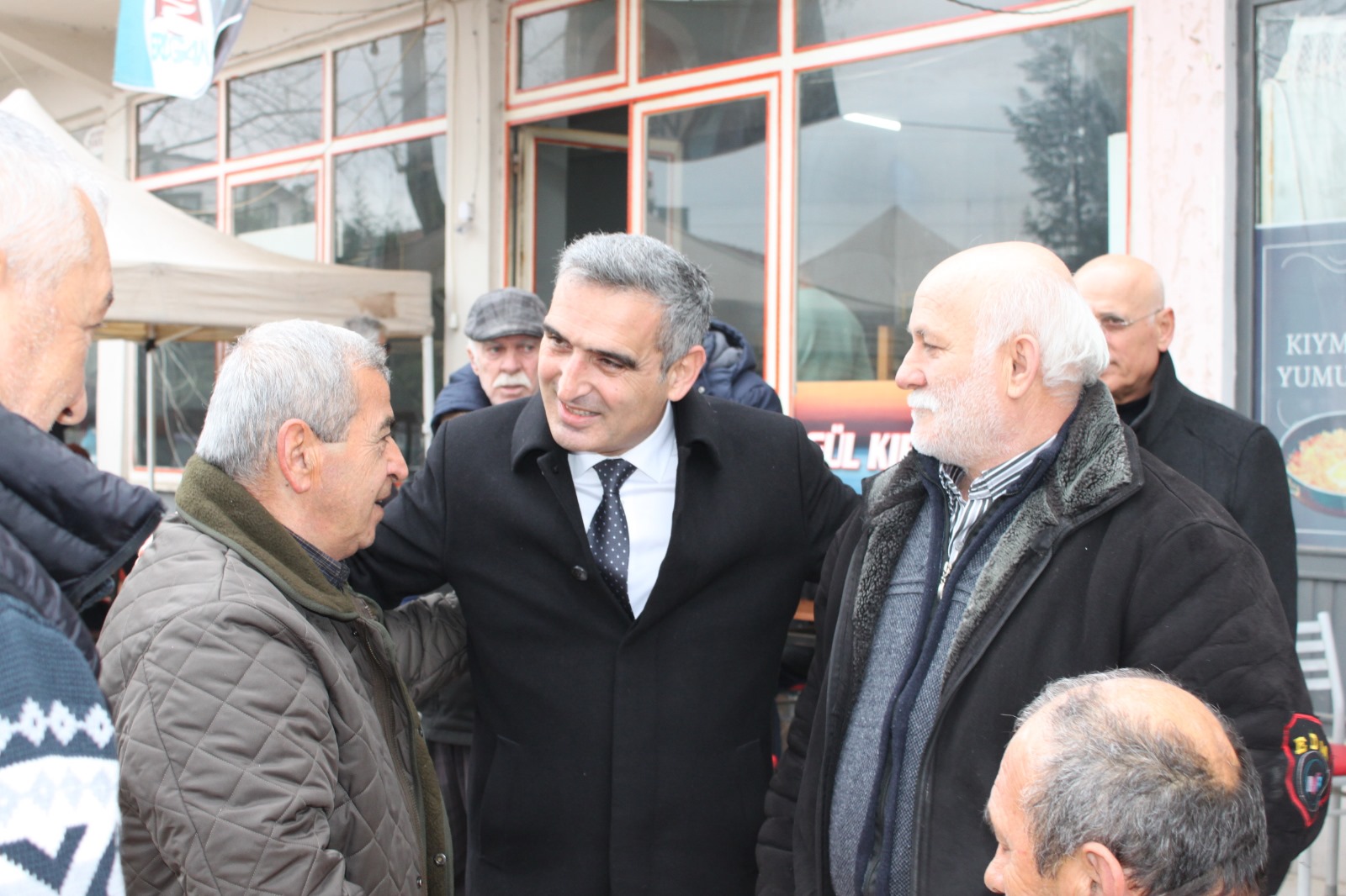 Bayraktar; Hendek'i karış karış geziyoruz