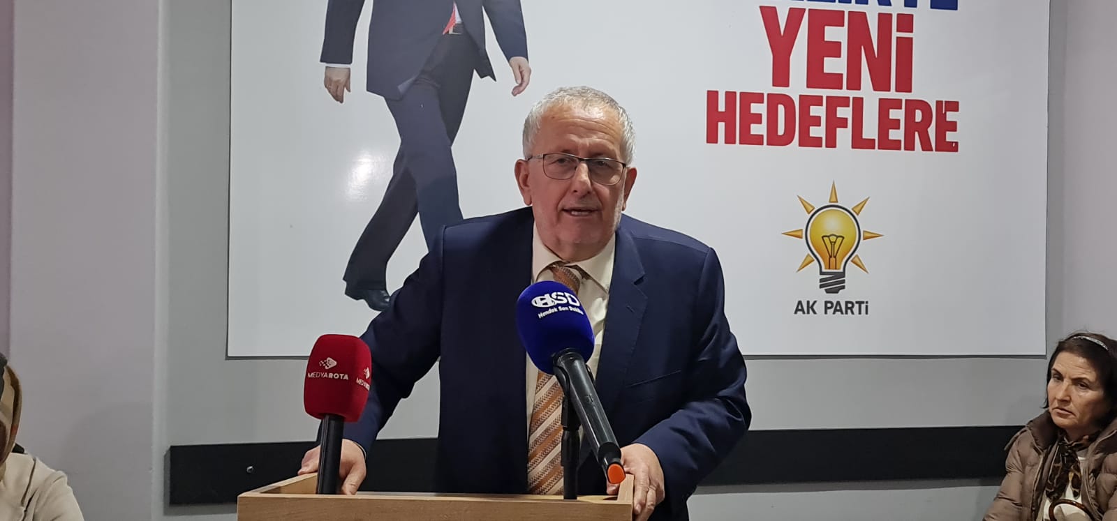 AK Parti Hendek’te Öz’üne döndü