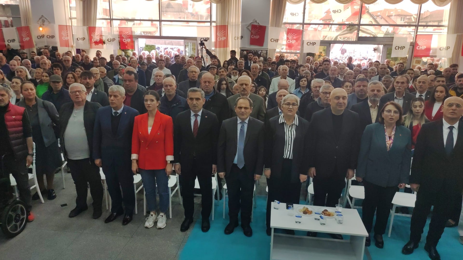 Bayraktar ekibini ve projelerini tanıttı 