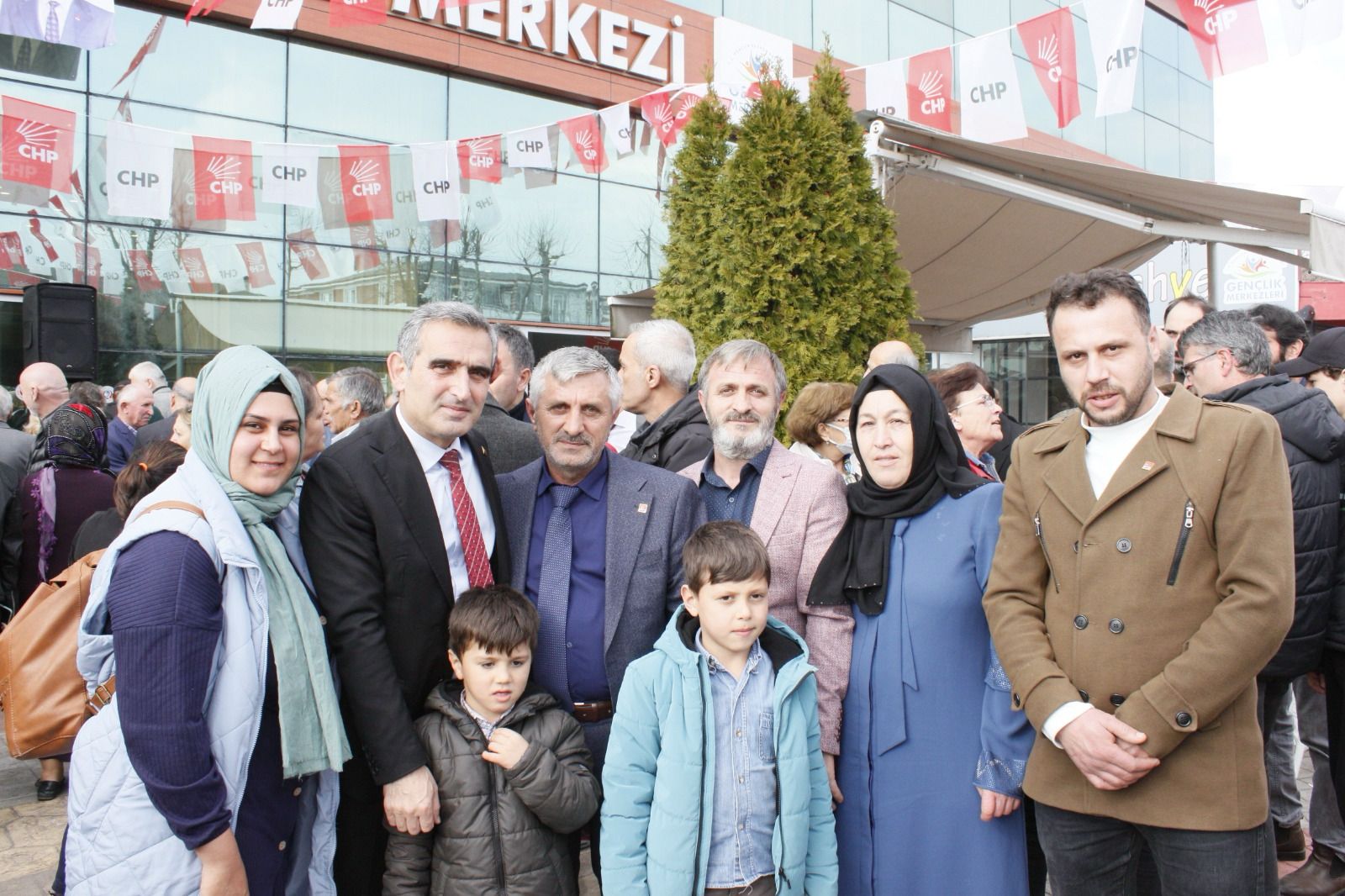 Bayraktar ekibini ve projelerini tanıttı 