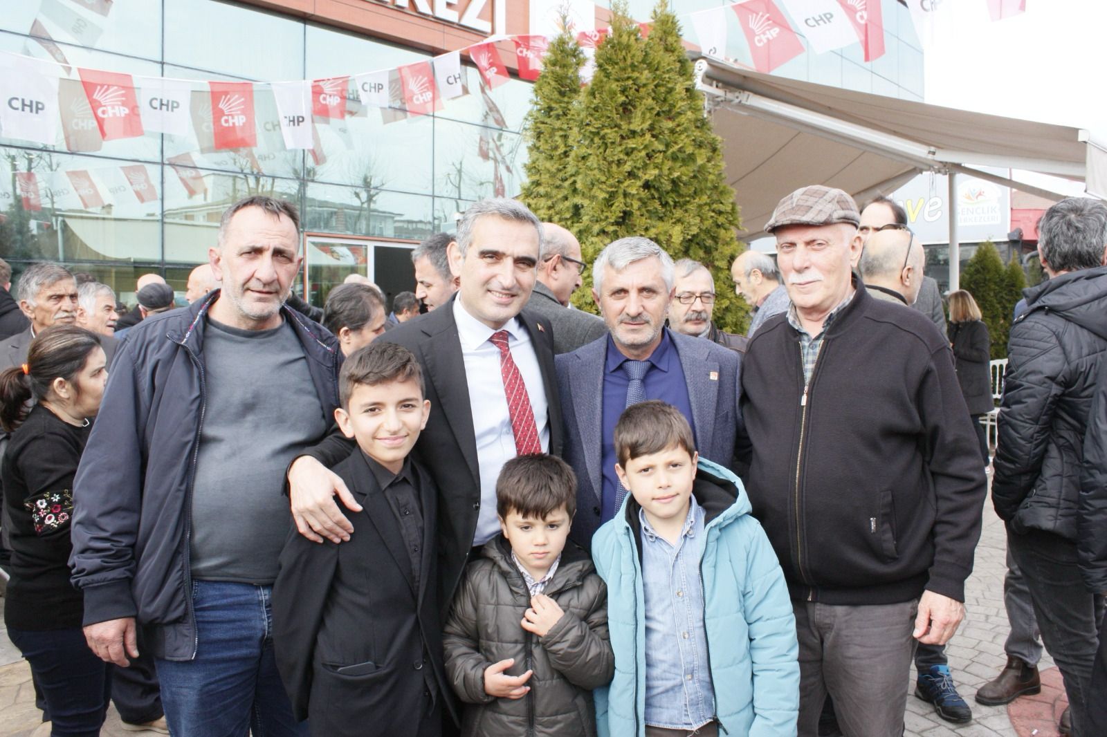 Bayraktar ekibini ve projelerini tanıttı 