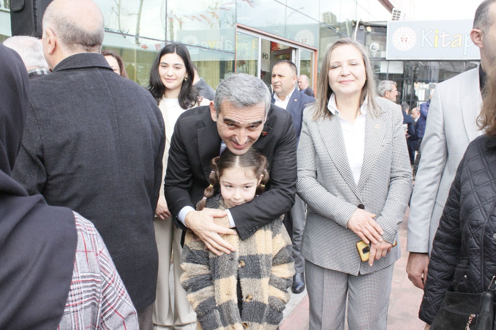 Bayraktar ekibini ve projelerini tanıttı 