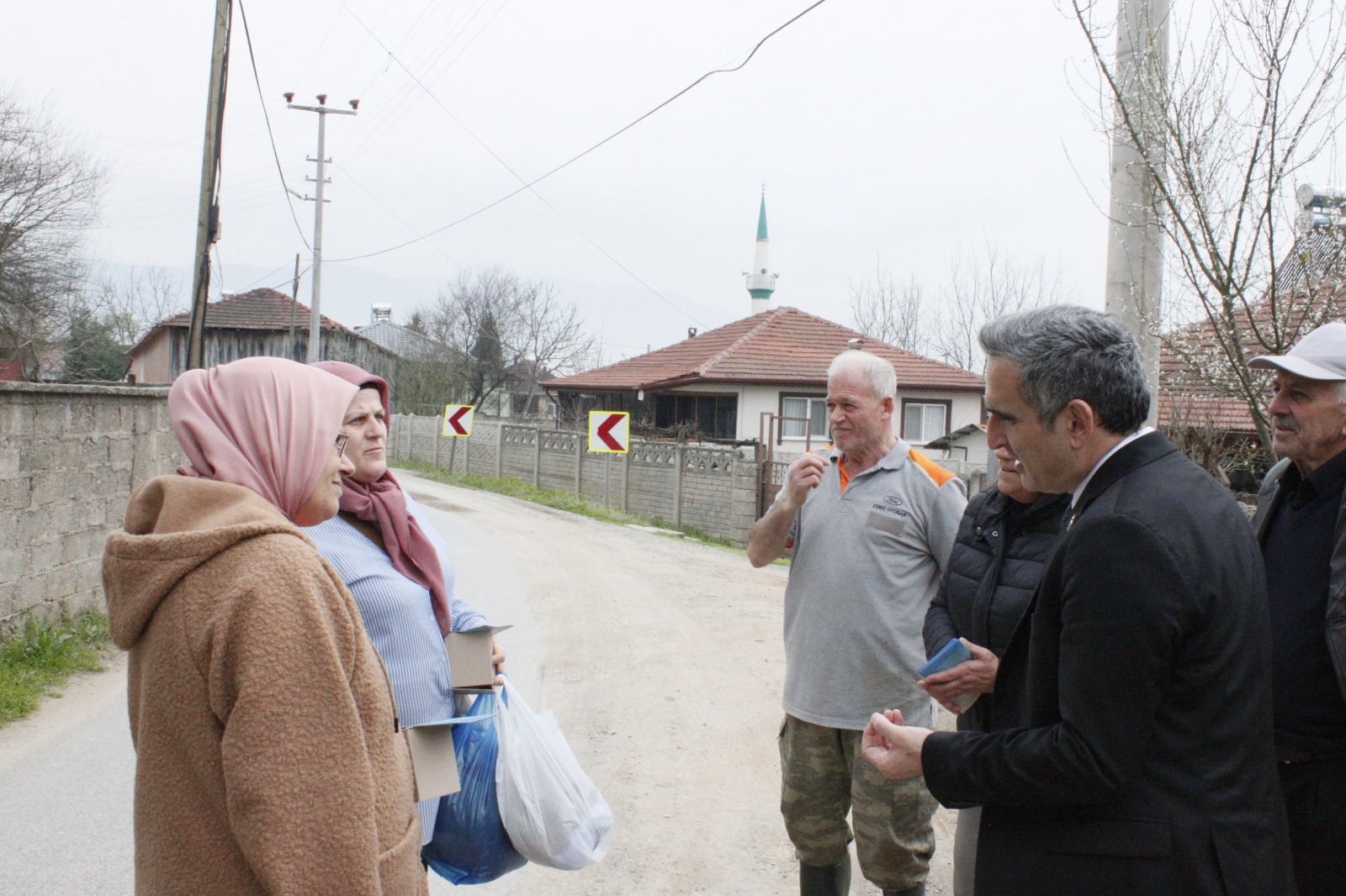 Bayraktar: Yeşilköy Mahallemizde vatandaşlarımızla bir aradayız