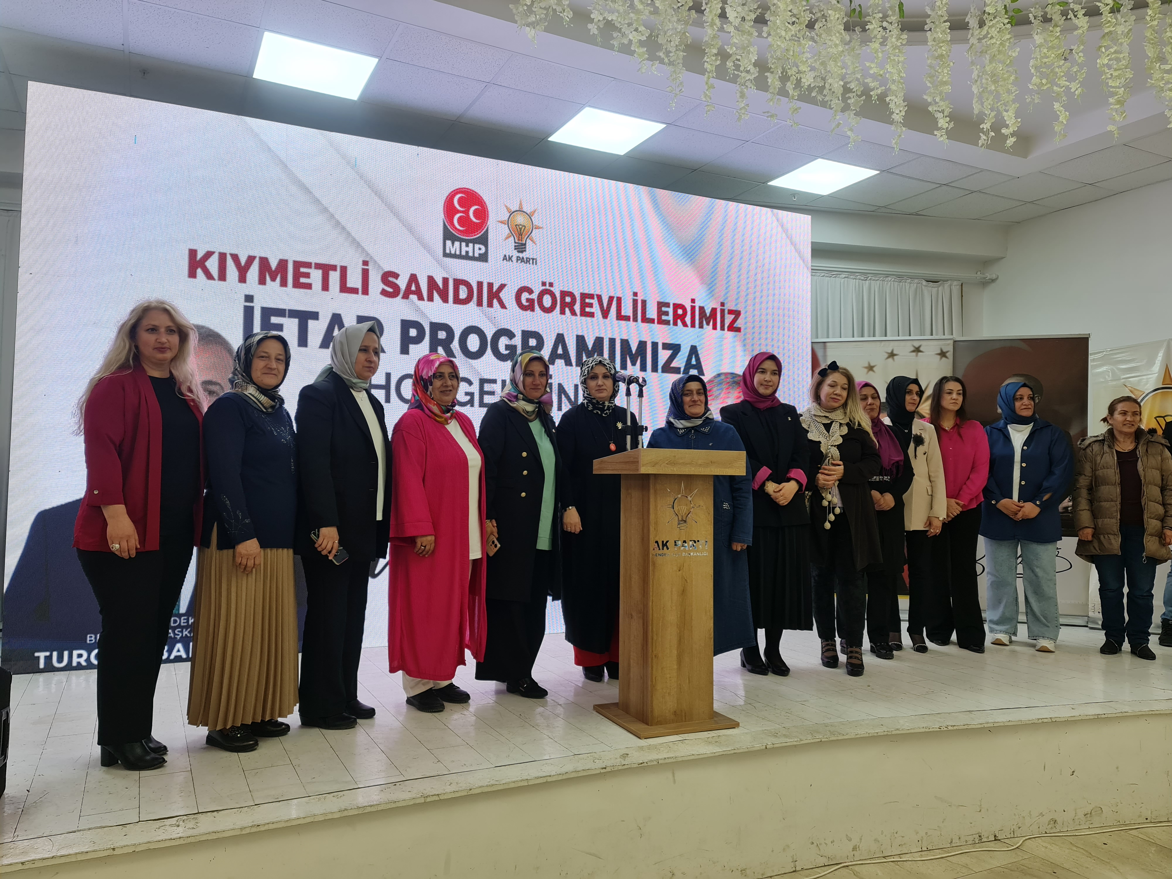 AK Parti Ailesi İftarda Buluştu