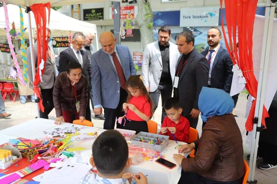 HENDEK’TE OKUL ÖNCESİ ŞENLİĞİ DÜZENLENDİ 