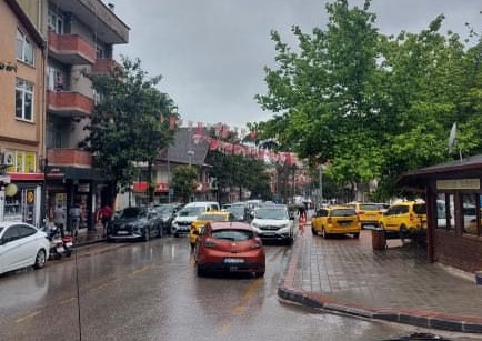 Dubalar kaldırılınca trafik yoğunluğu başladı